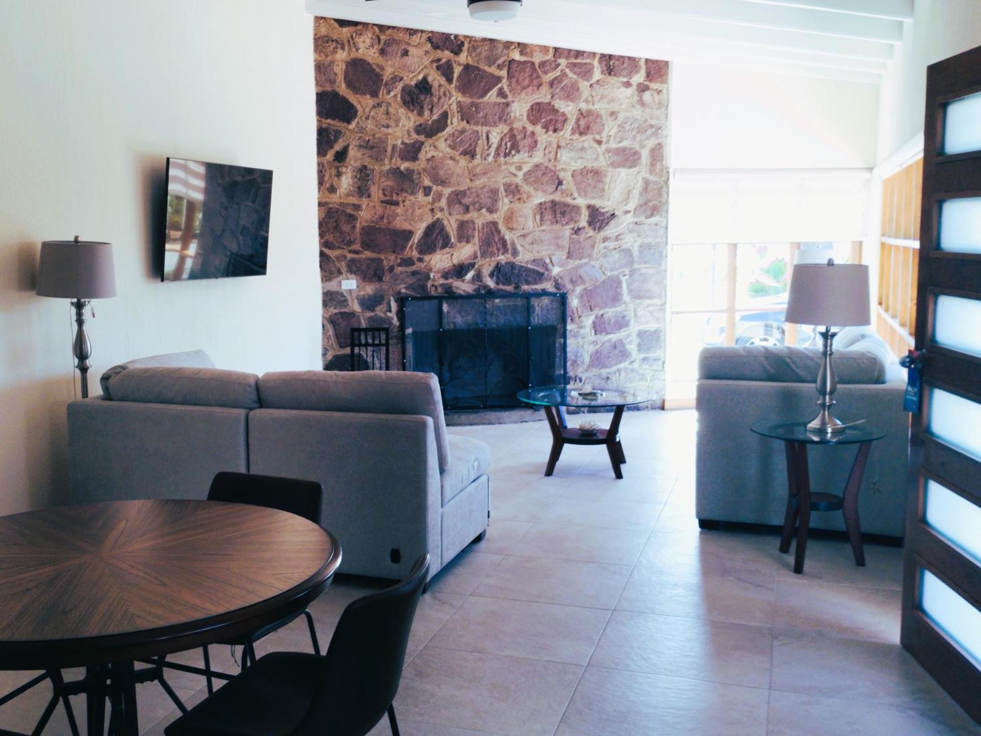 Hotel Quintas Papagayo Ensenada Pokoj fotografie
